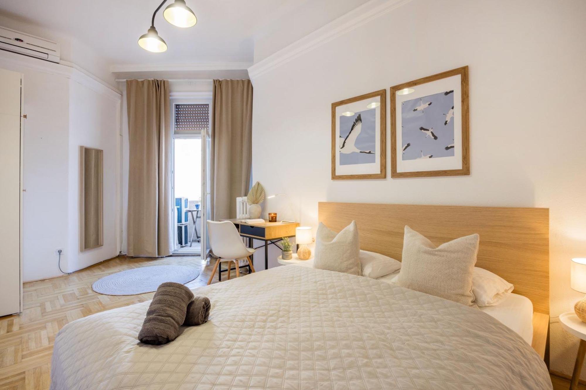 Apartament Magnificent 3br With Balcony By Dohany Synalogue Budapeszt