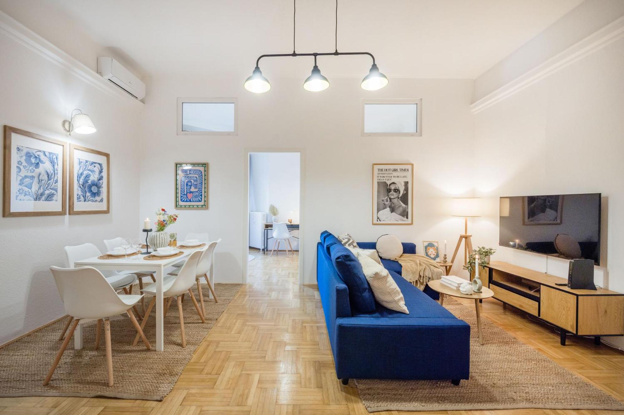 Magnificent 3br With Balcony By Dohany Synalogue Apartament